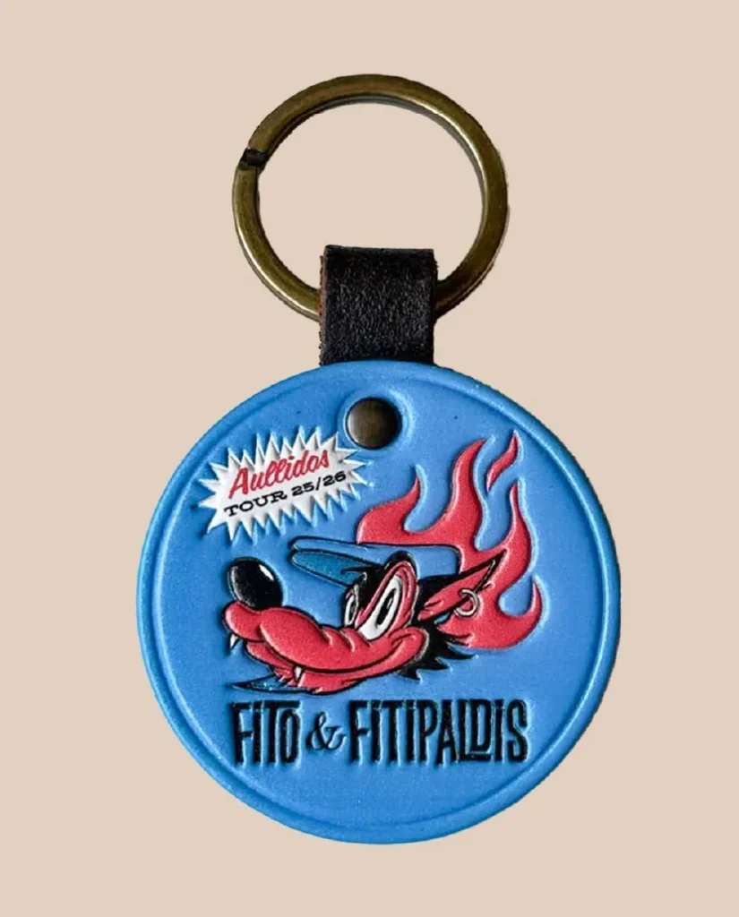 llavero de cuero fito y fitipaldis hecho a mano handmade